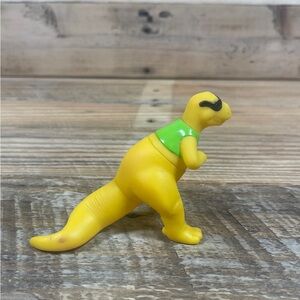 Arby’s Adventure Buddies Yellow Dinosaur Figure (1999) Kids Meal Glasses Toy VTG